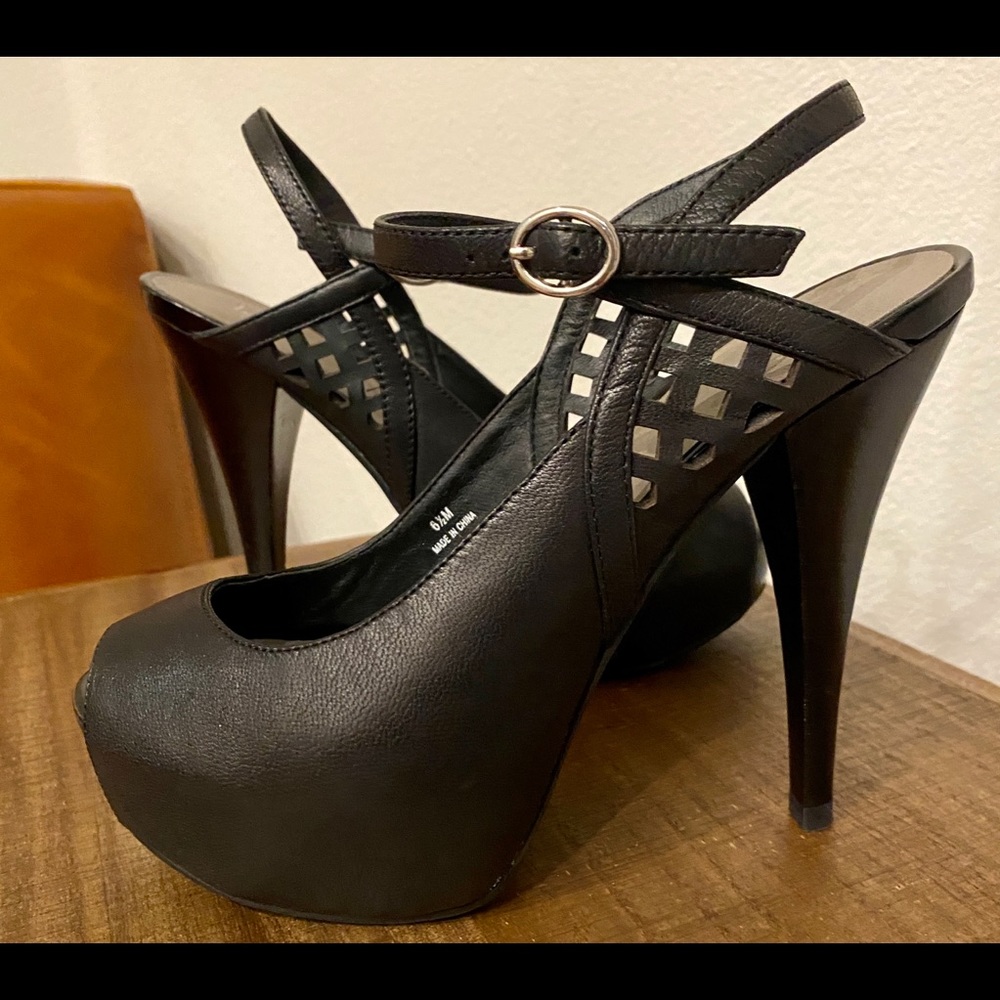 Peep Toe Platform Heels / Dress Sandals